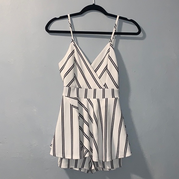 Fashion Nova Dresses & Skirts - NWOT black & white romper/dress